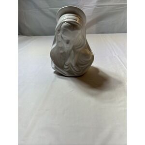 Vintage LEFTON? Colonial Candle Holder Madonna Virgin Mary Creamy White